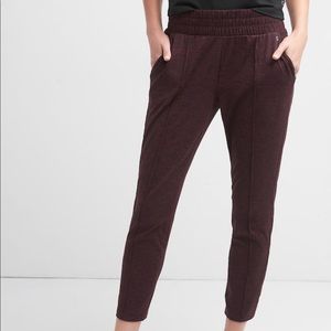 GapFit pin-tuck ankle pant